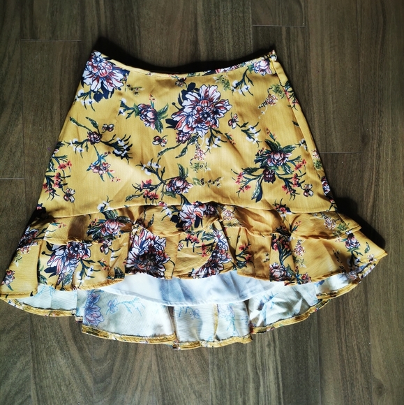 Floral skirt - Mustard Yellow - Picture 2 of 3